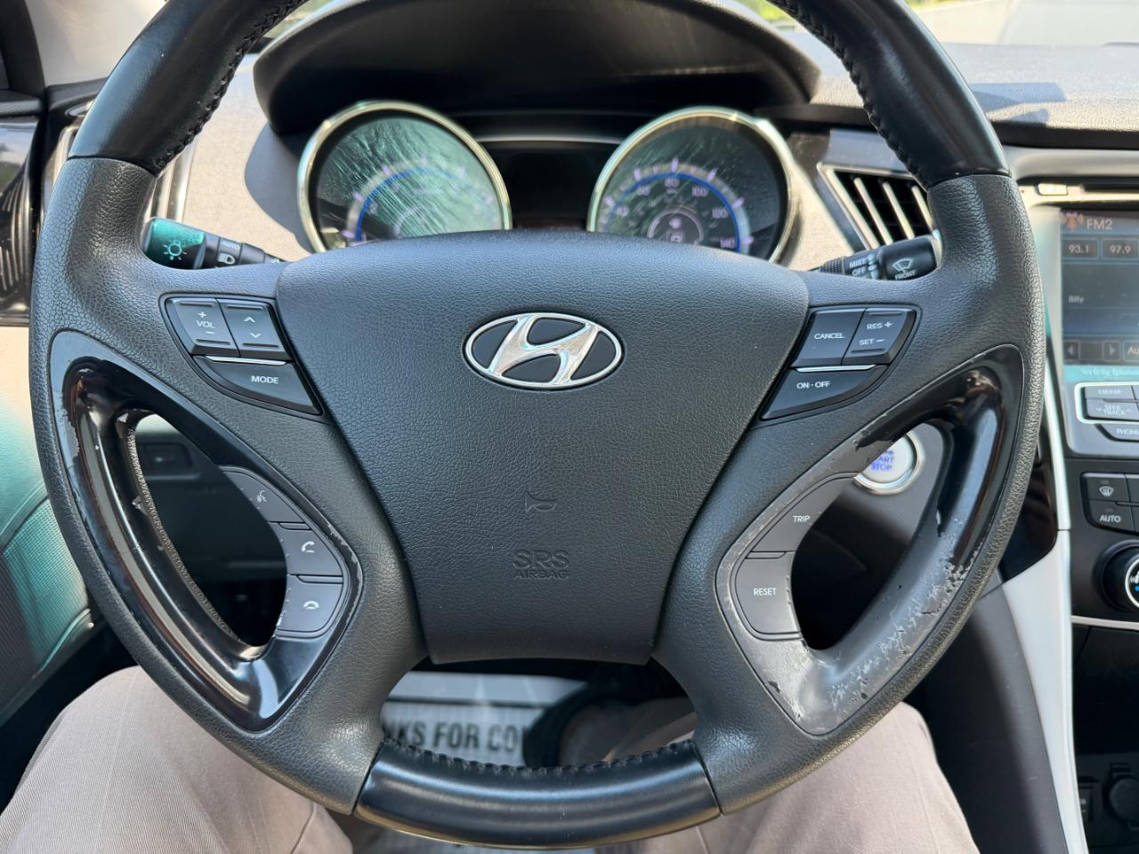 Hyundai Sonata 4dr Sdn 2.4L Auto Limited PZEV 2012