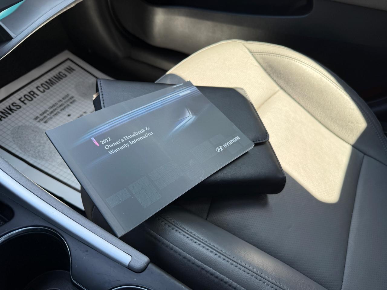 Hyundai Sonata 4dr Sdn 2.4L Auto Limited PZEV 2012
