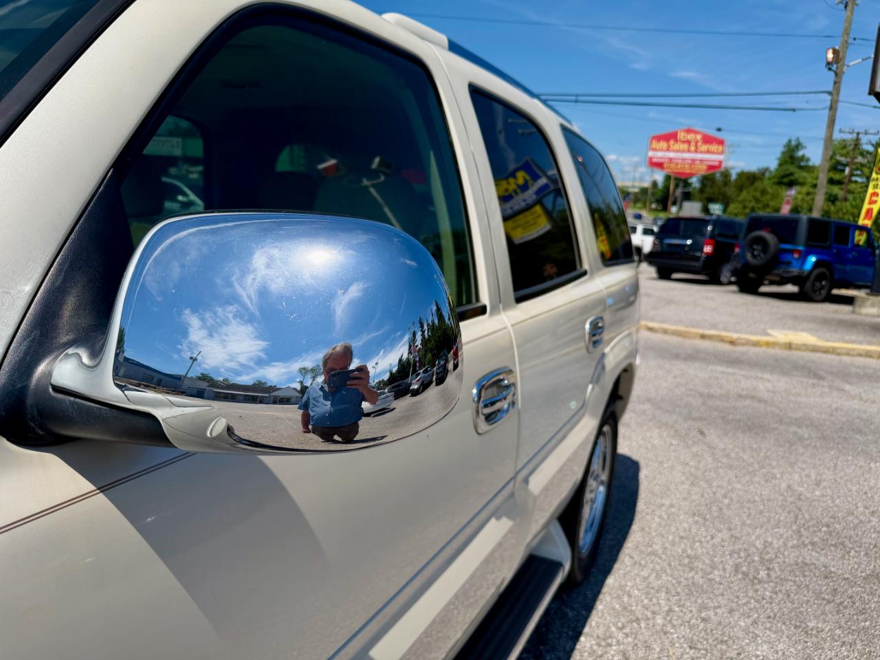 Cadillac Escalade 4dr AWD 2006