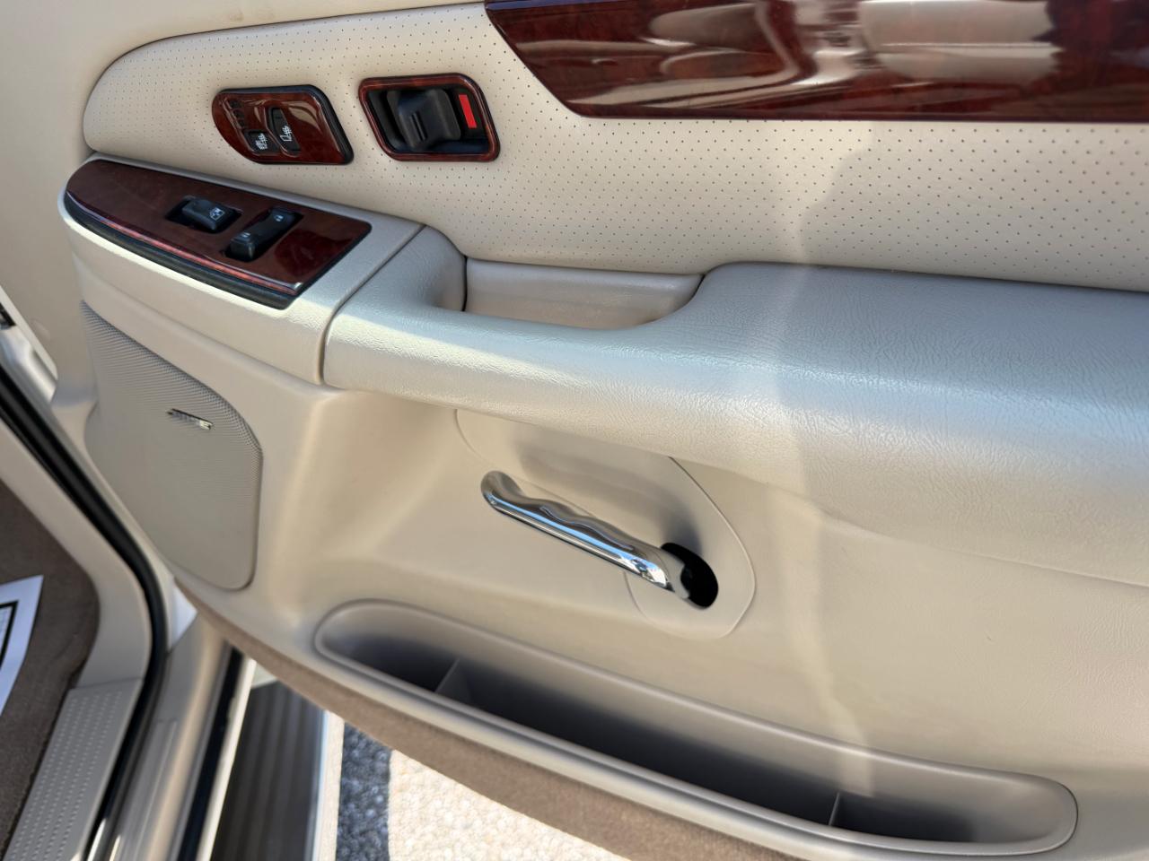 Cadillac Escalade 4dr AWD 2006