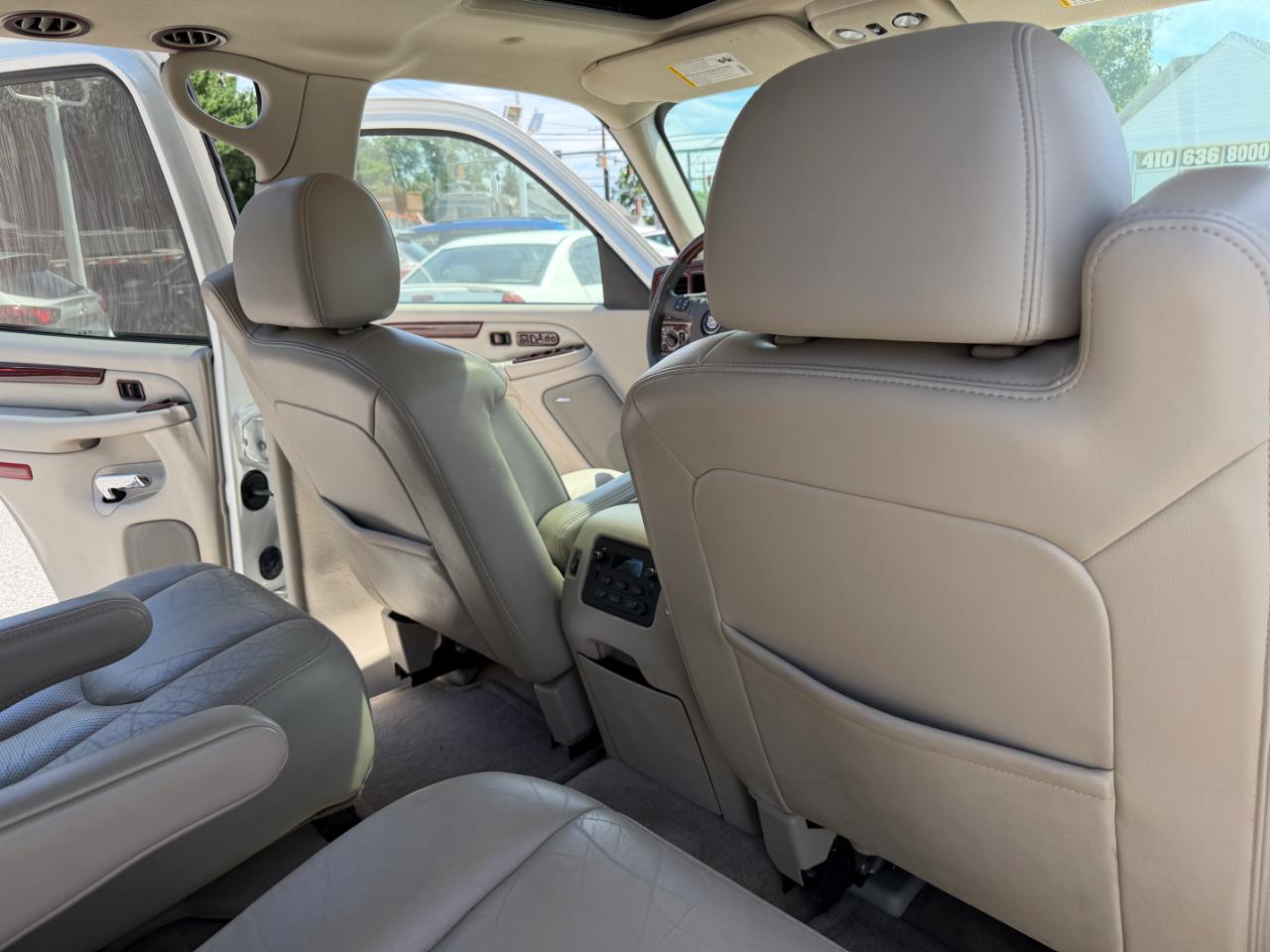 Cadillac Escalade 4dr AWD 2006