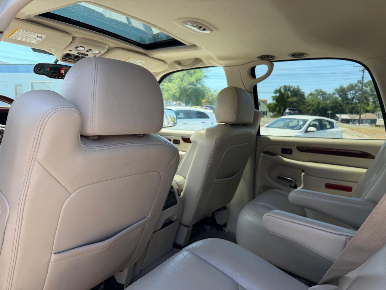 Cadillac Escalade 4dr AWD 2006