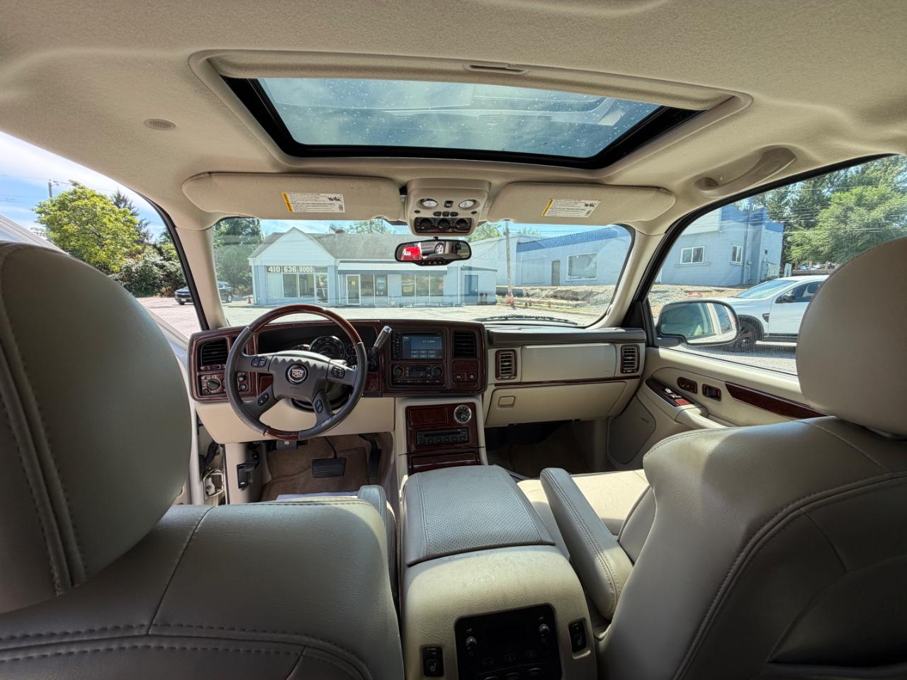 Cadillac Escalade 4dr AWD 2006