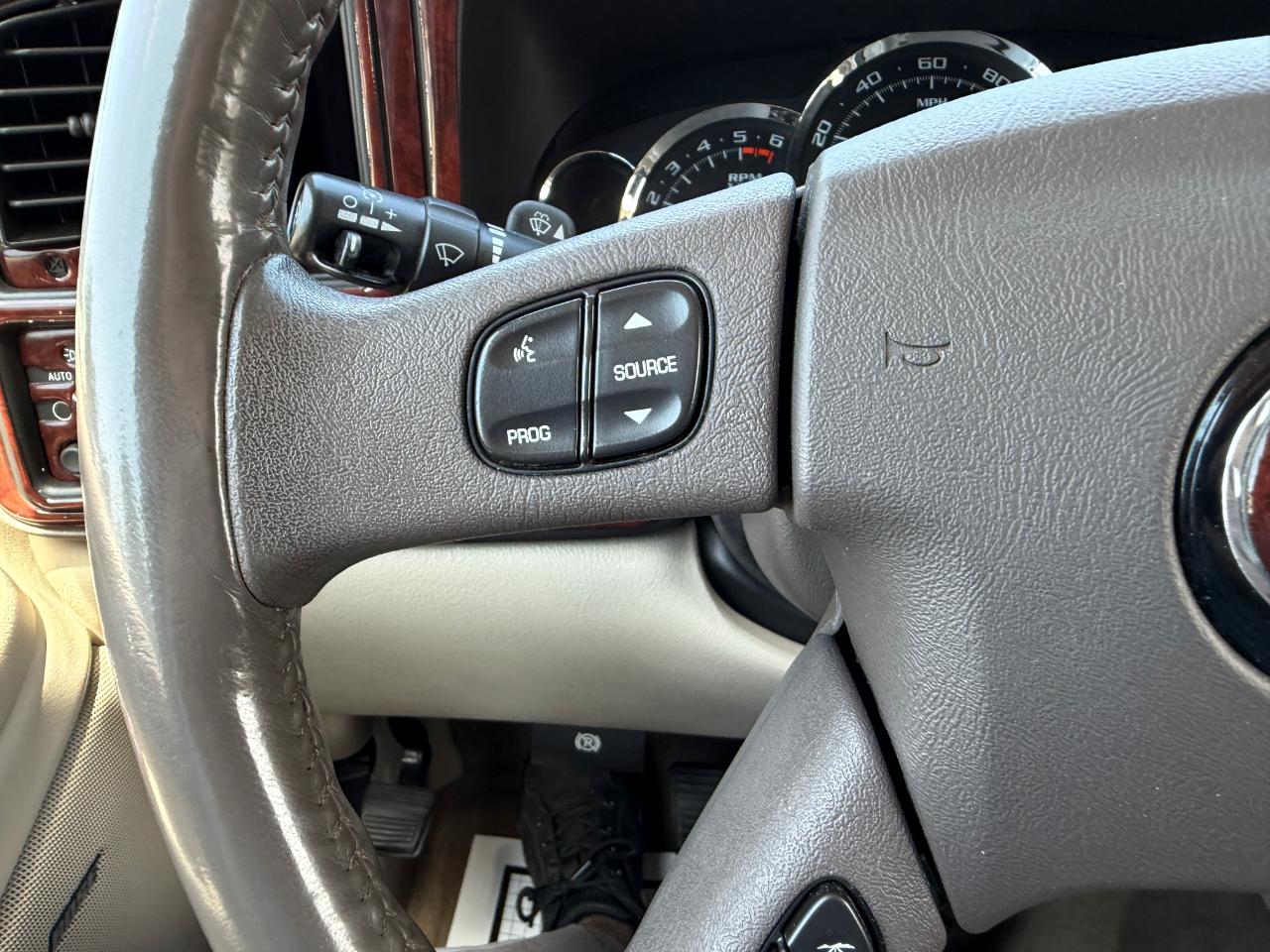 Cadillac Escalade 4dr AWD 2006