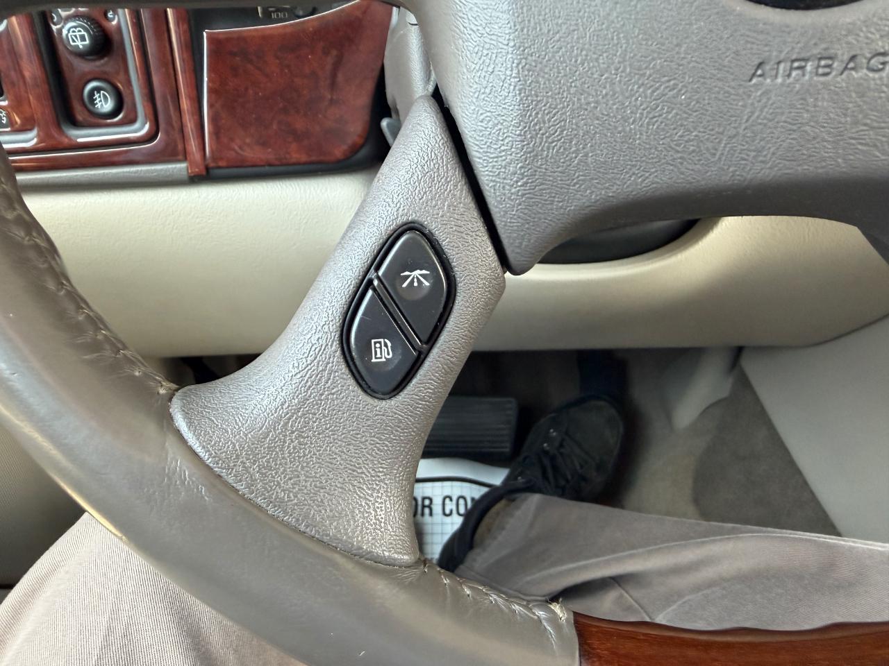 Cadillac Escalade 4dr AWD 2006