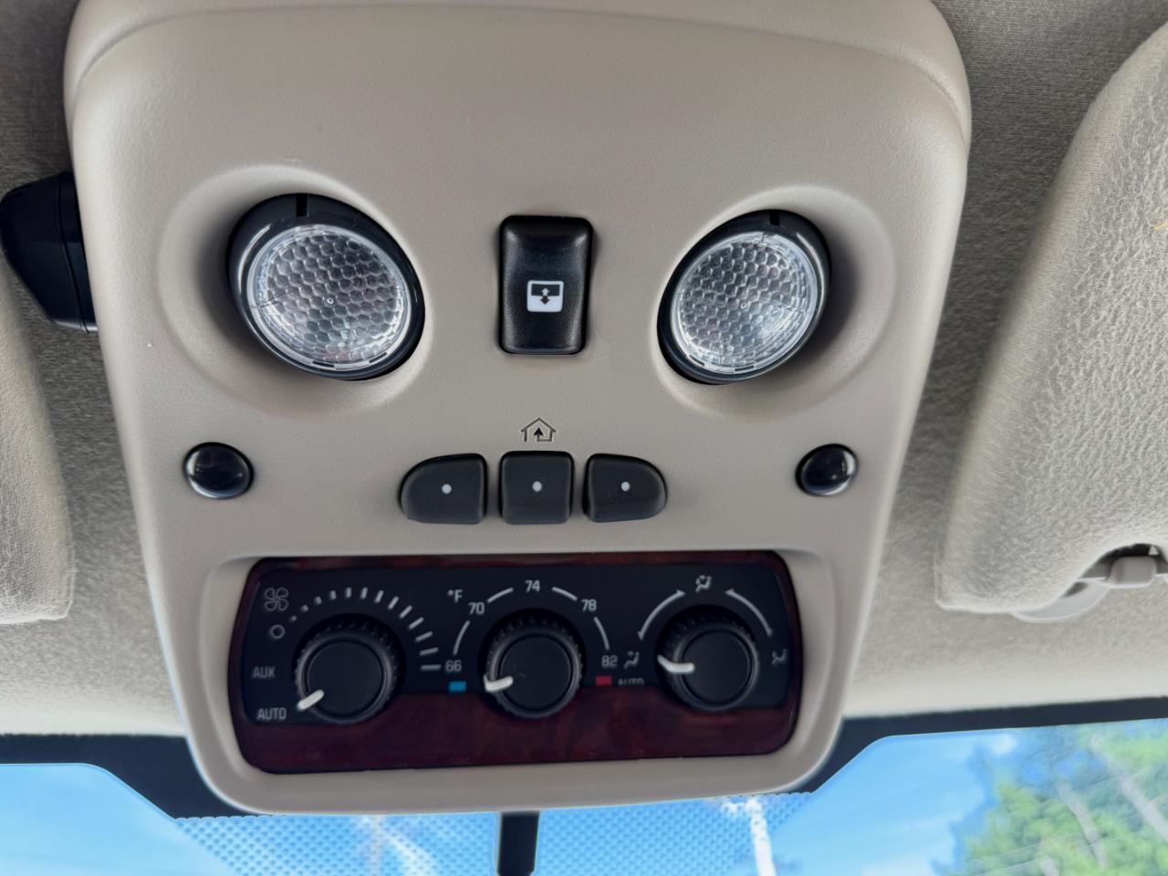 Cadillac Escalade 4dr AWD 2006