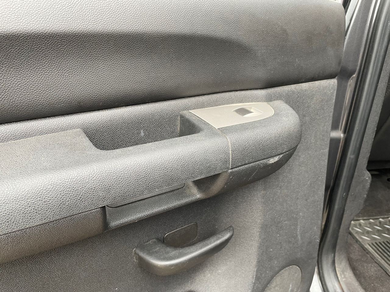 GMC Sierra 1500 SLE Crew Cab 4WD 2010