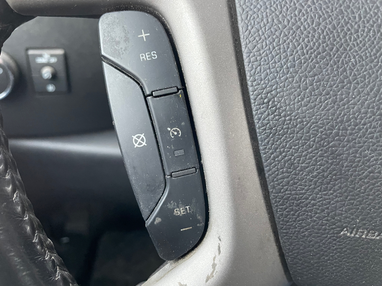 GMC Sierra 1500 SLE Crew Cab 4WD 2010