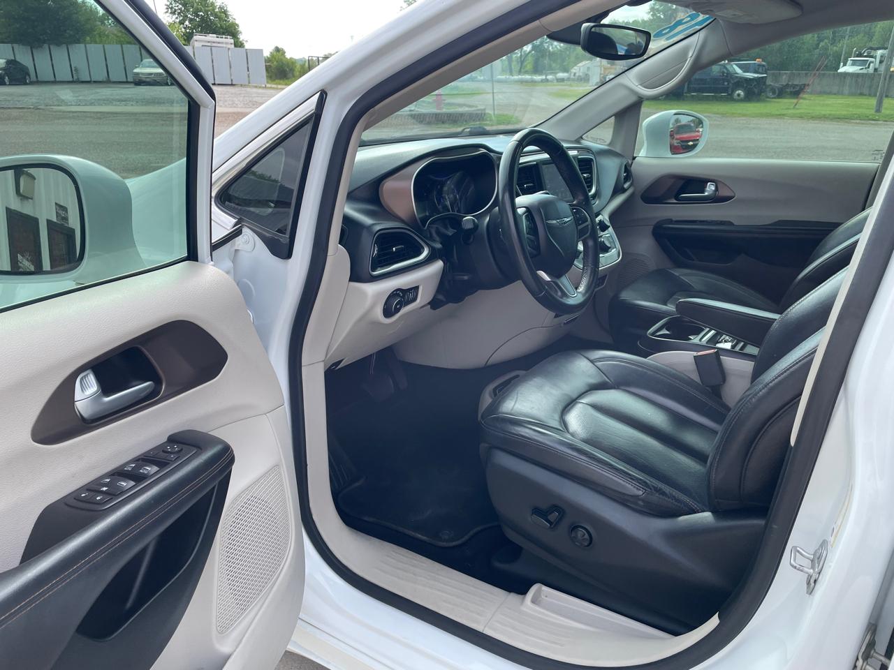Chrysler Pacifica Touring-L 2018
