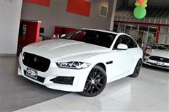 2017 Jaguar XE 