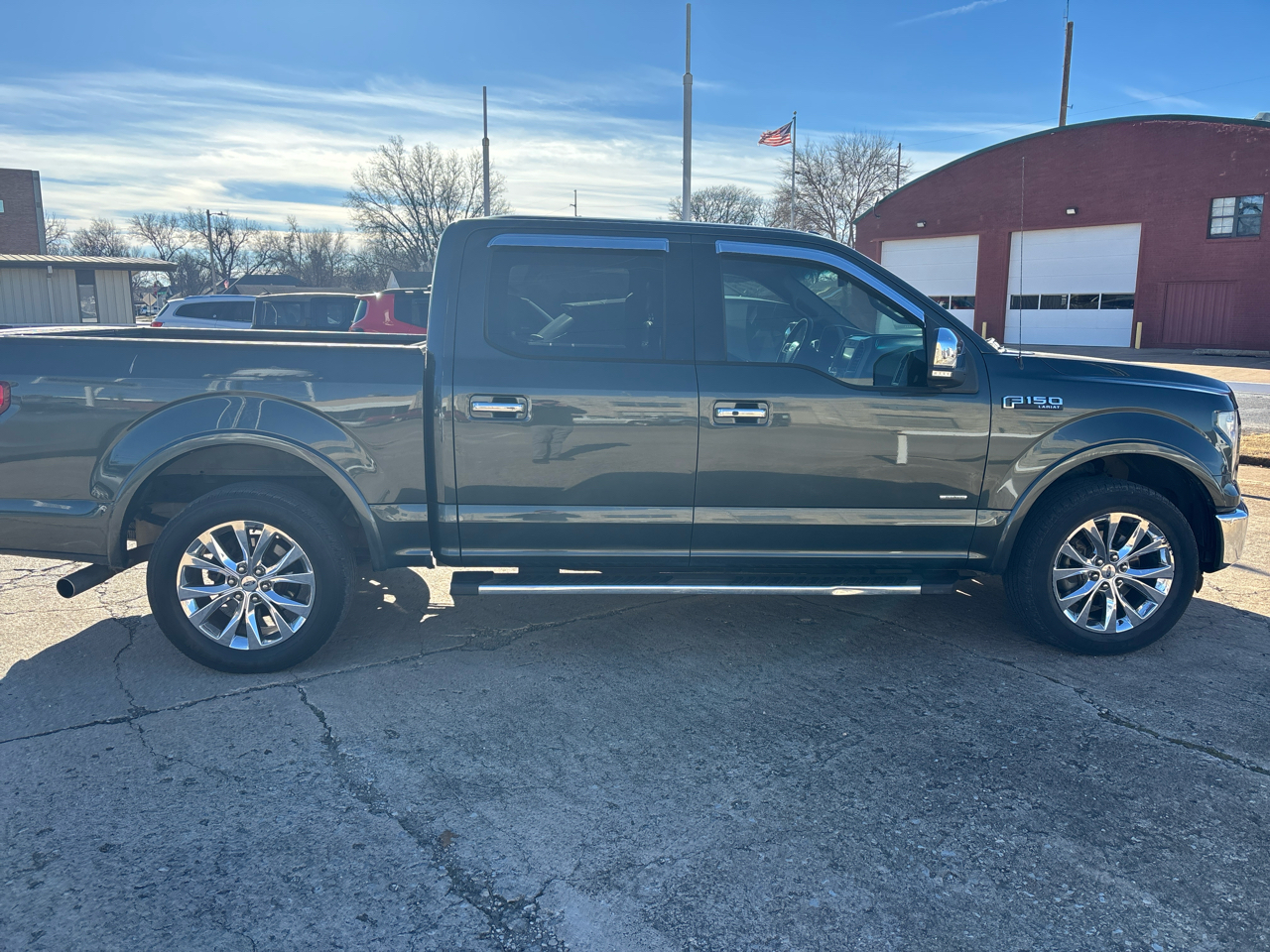 Ford F-150 Lariat SuperCrew 2WD 2015