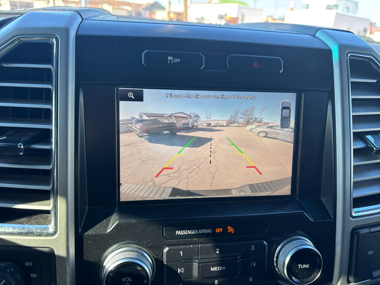 Ford F-150 Lariat SuperCrew 2WD 2015