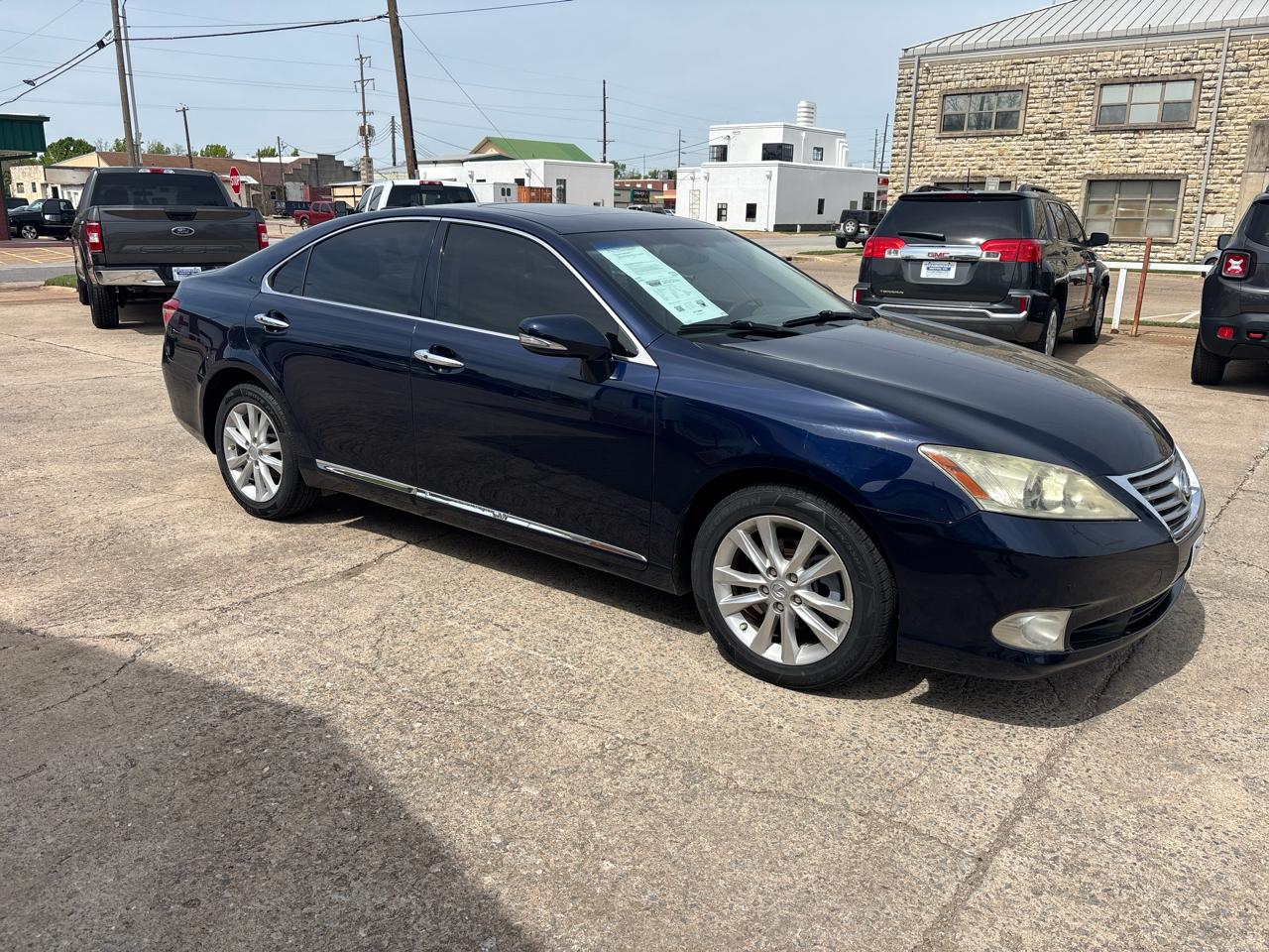 Lexus ES 350 Sedan 2012