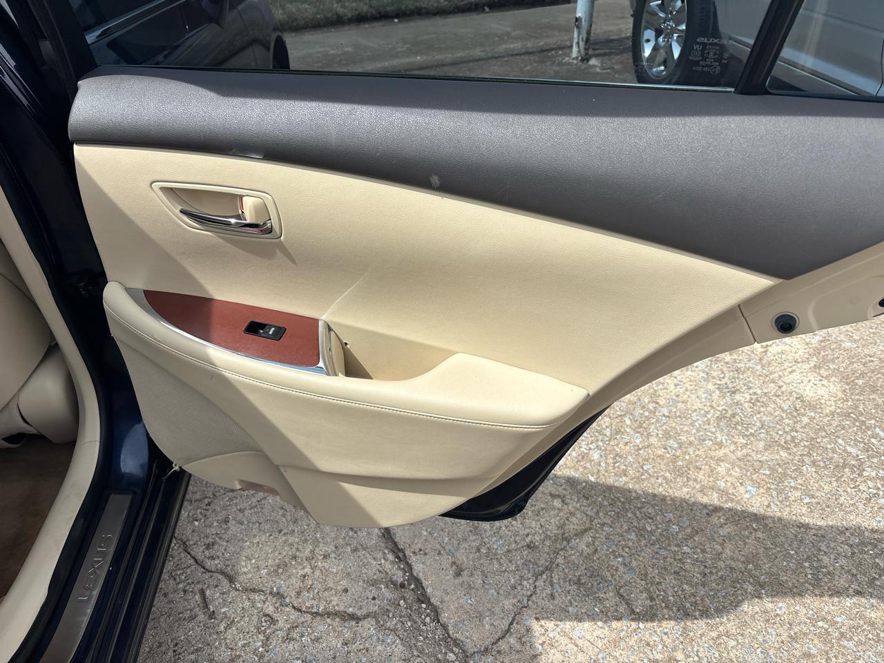 Lexus ES 350 Sedan 2012