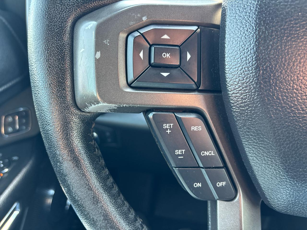 Ford Expedition XLT 2020