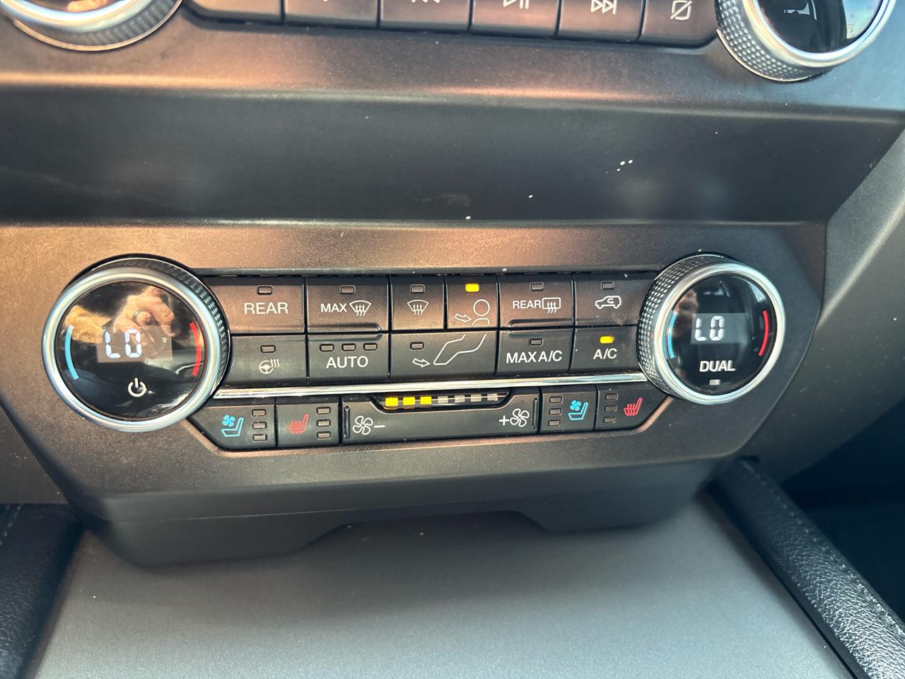 Ford Expedition XLT 2020