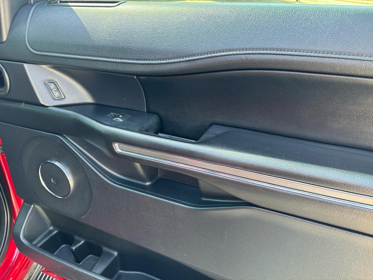 Ford Expedition XLT 2020