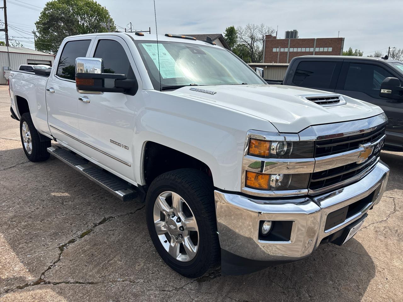 Chevrolet Silverado 2500HD LTZ Crew Cab 4WD 2018
