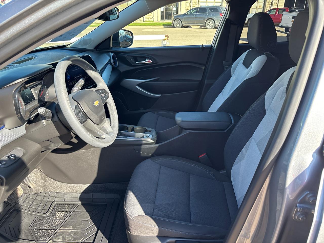 Chevrolet Trax LS 2024