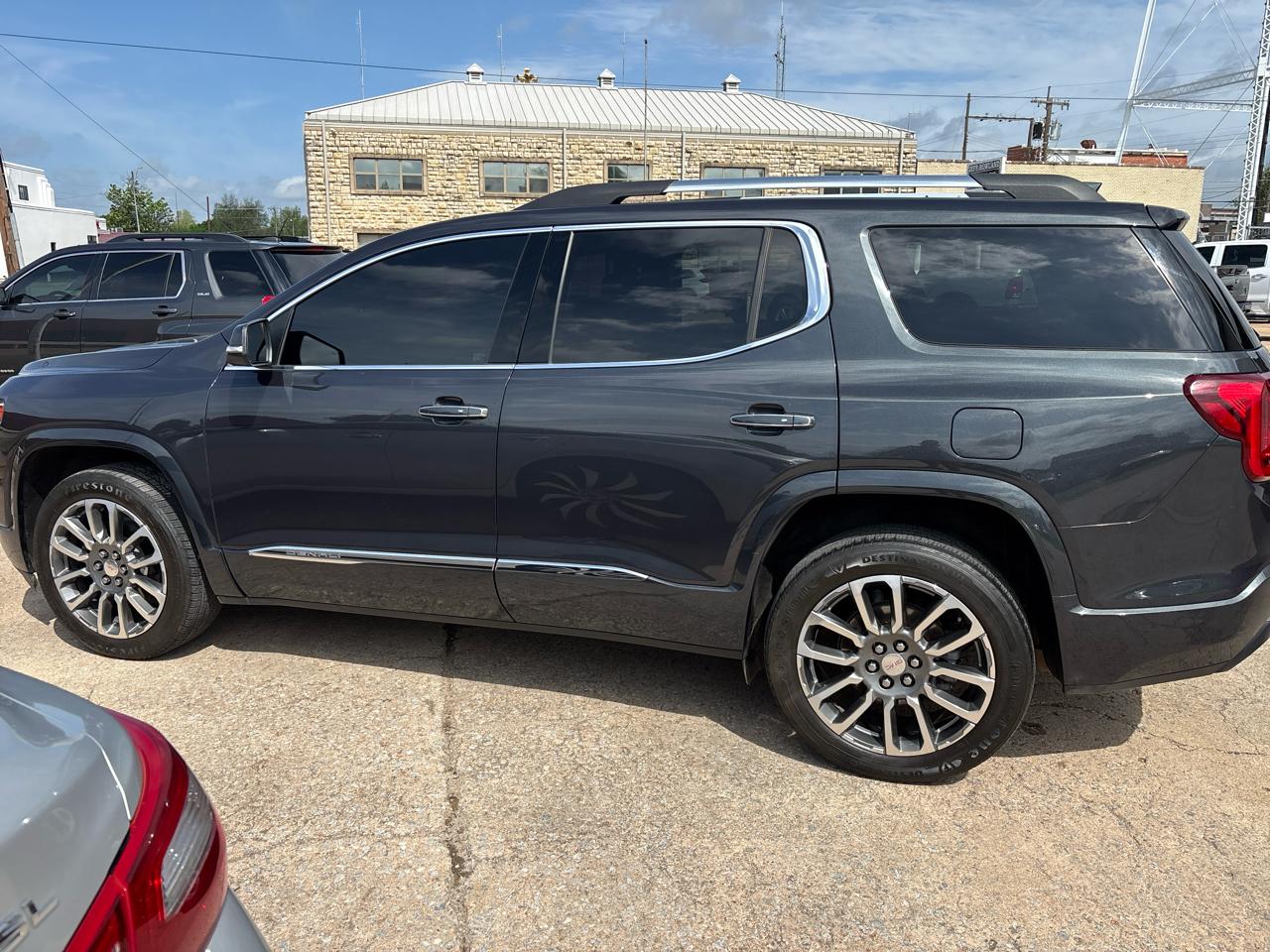 GMC Acadia Denali AWD 2022