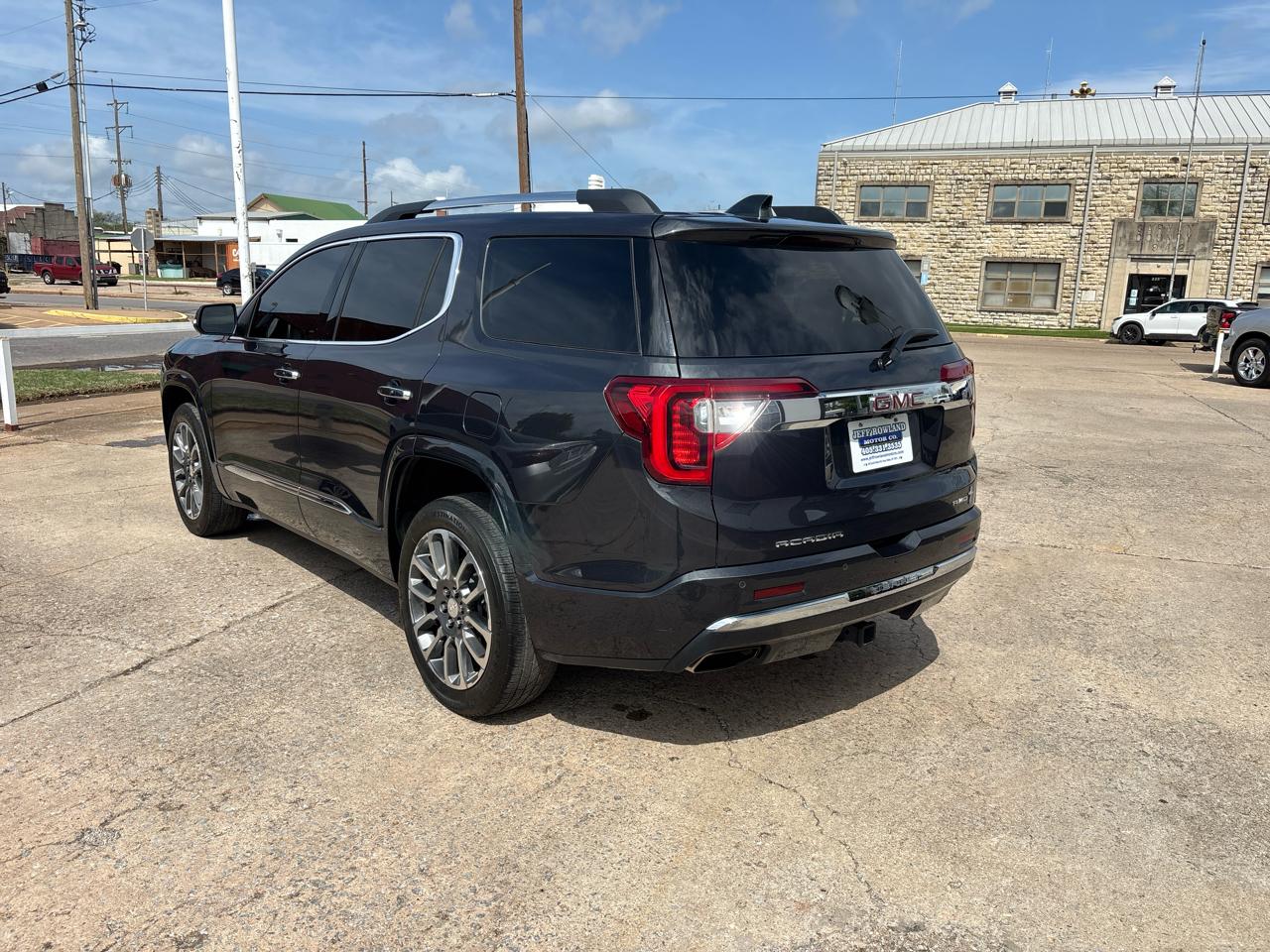 GMC Acadia Denali AWD 2022
