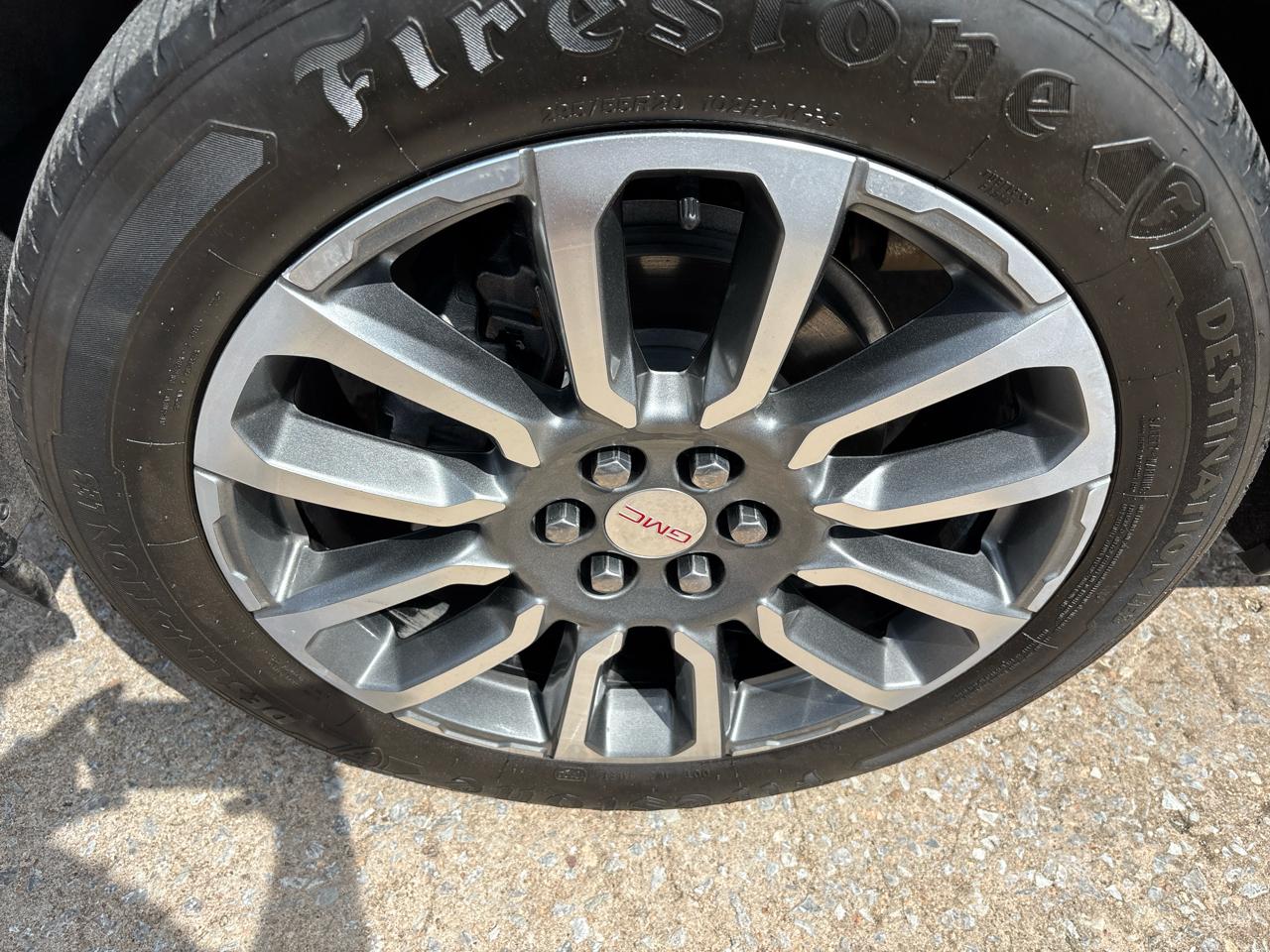 GMC Acadia Denali AWD 2022