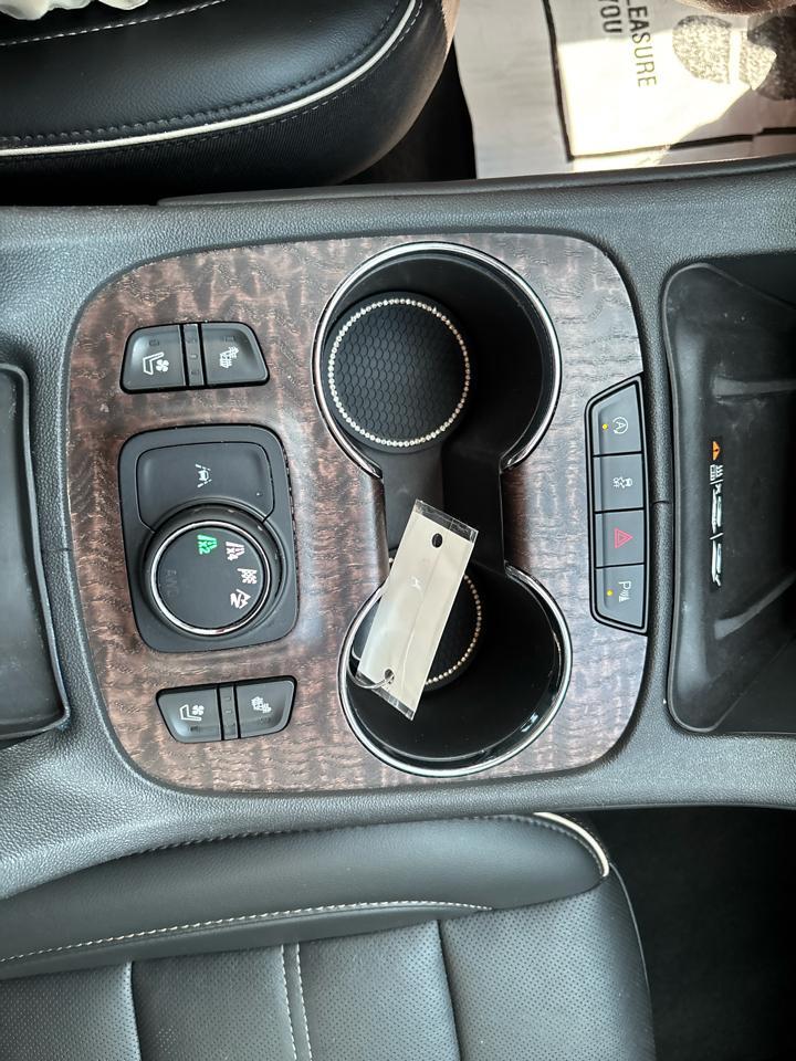 GMC Acadia Denali AWD 2022