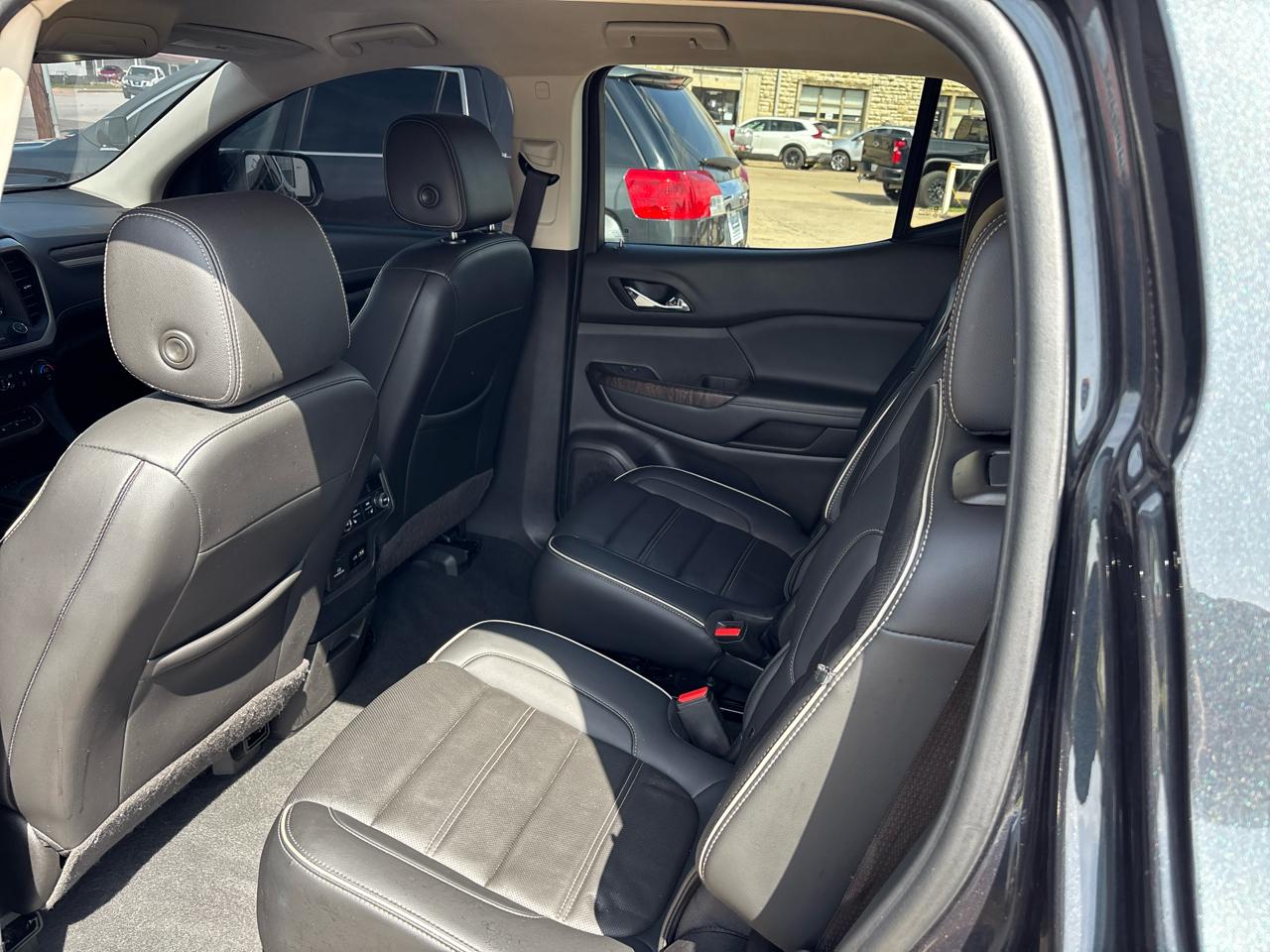 GMC Acadia Denali AWD 2022