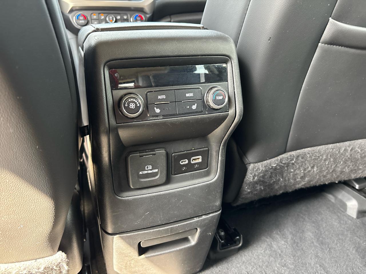 GMC Acadia Denali AWD 2022