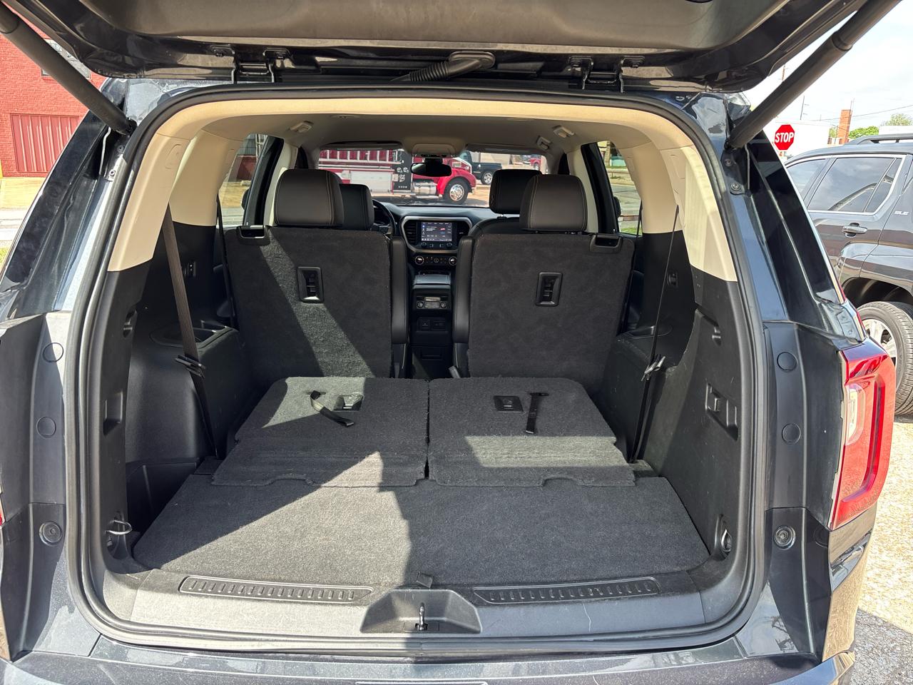 GMC Acadia Denali AWD 2022