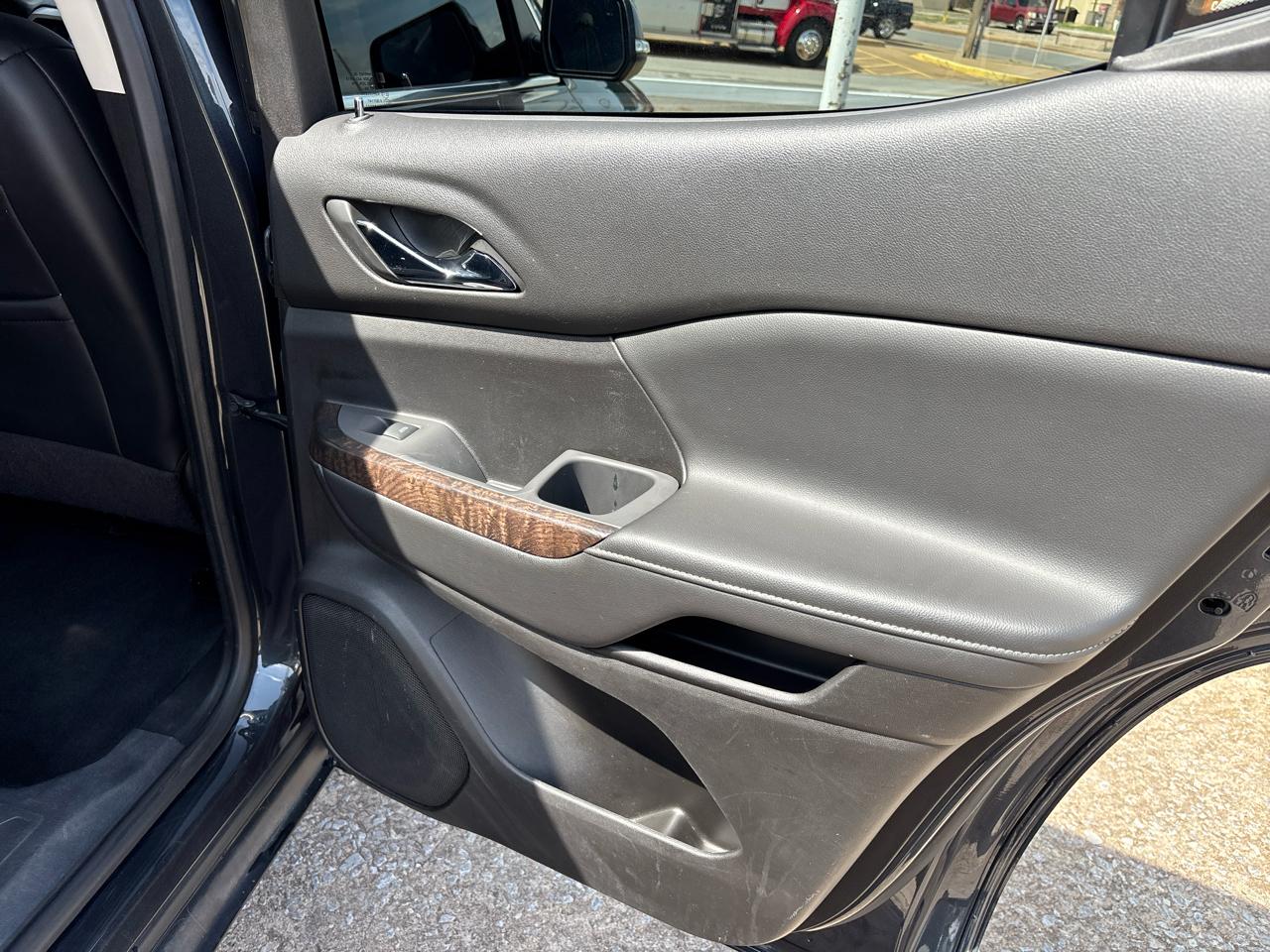 GMC Acadia Denali AWD 2022