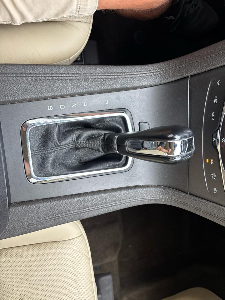 Lincoln MKT Reserve 2019