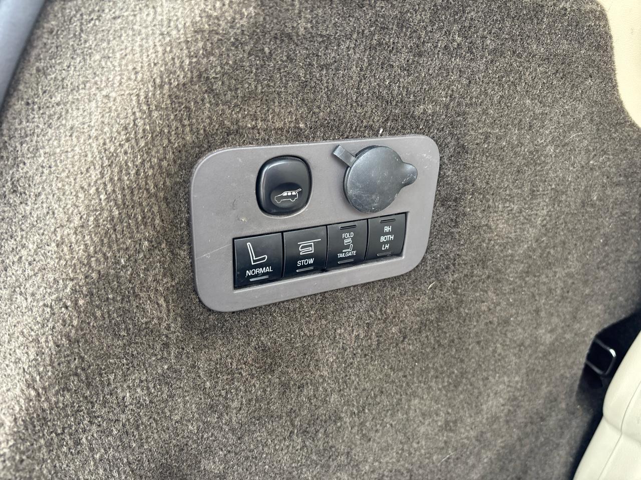 Lincoln MKT Reserve 2019