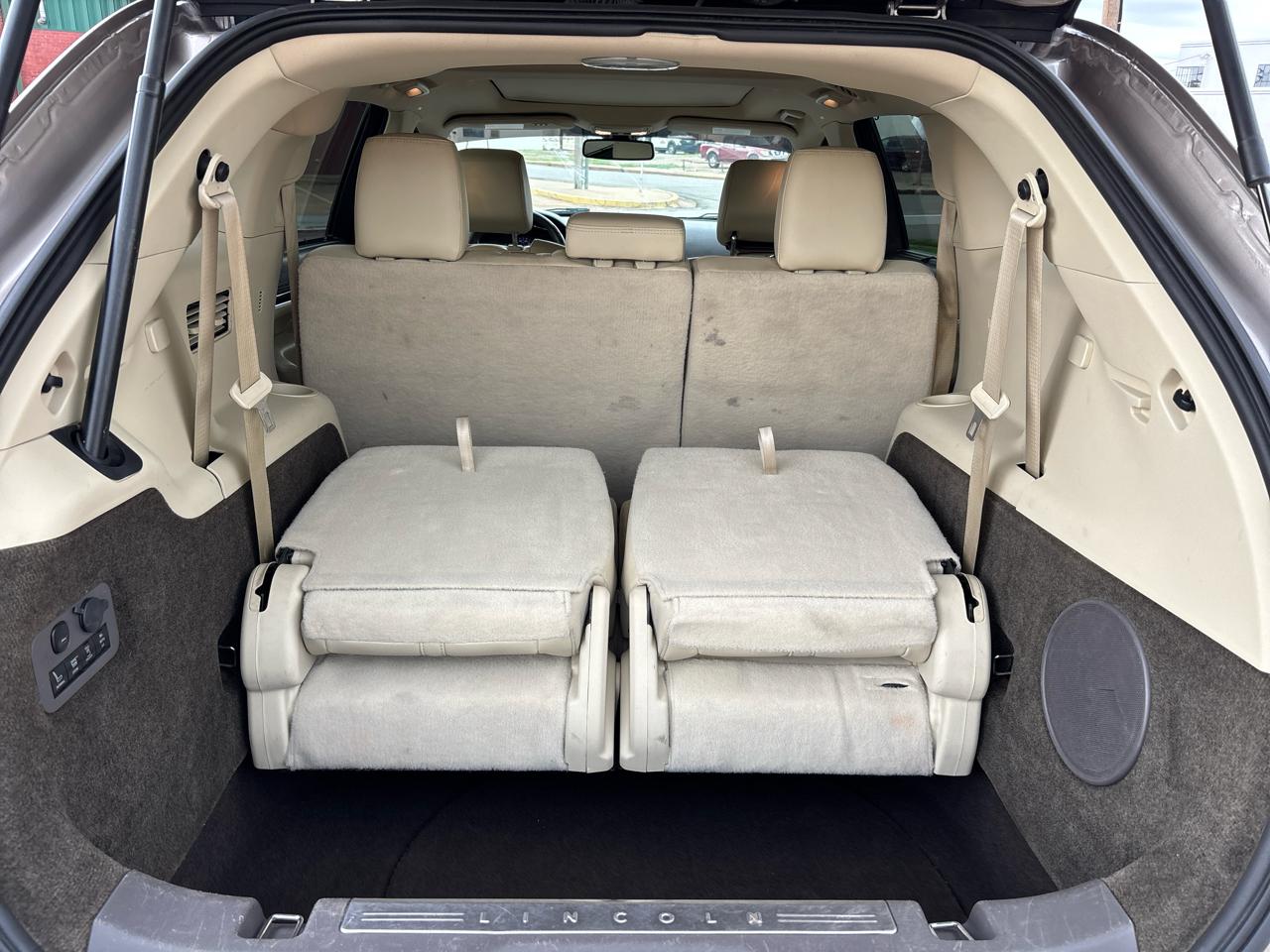 Lincoln MKT Reserve 2019