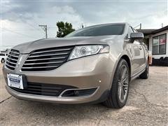 2019 Lincoln MKT 