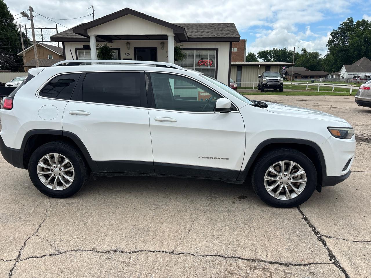 Jeep Cherokee Latitude 4WD 2019