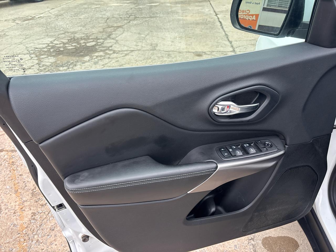 Jeep Cherokee Latitude 4WD 2019