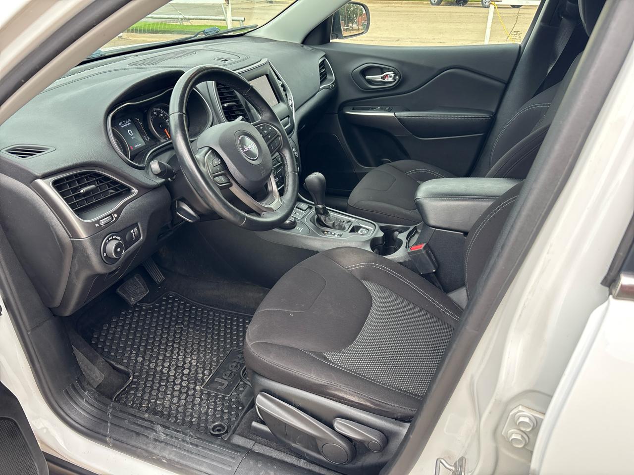 Jeep Cherokee Latitude 4WD 2019