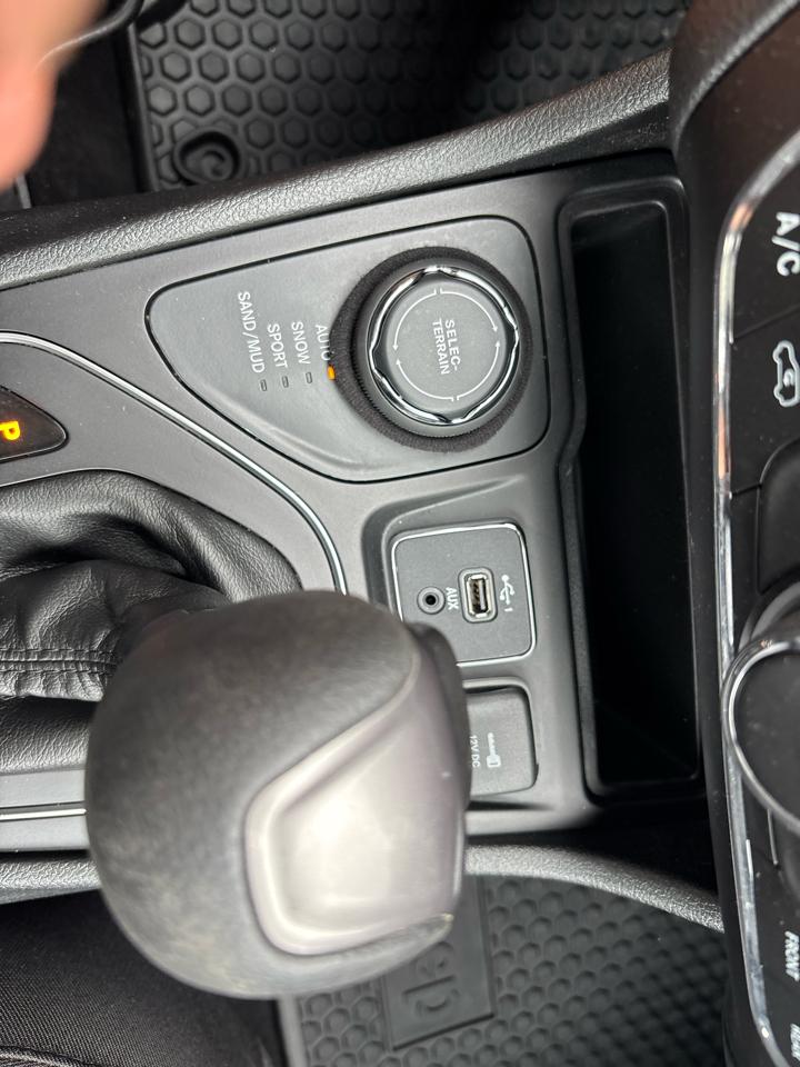 Jeep Cherokee Latitude 4WD 2019