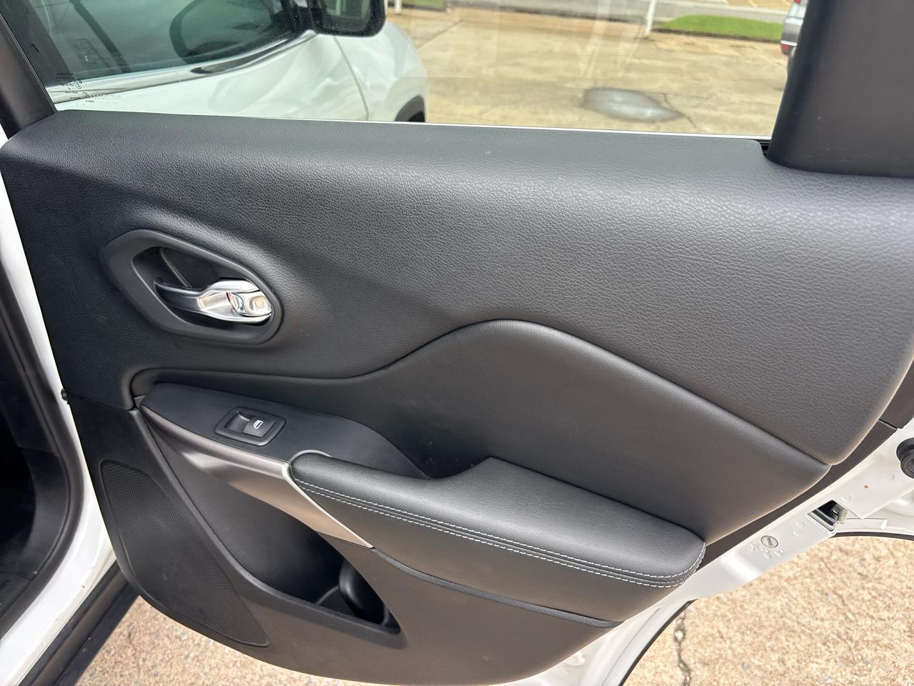 Jeep Cherokee Latitude 4WD 2019