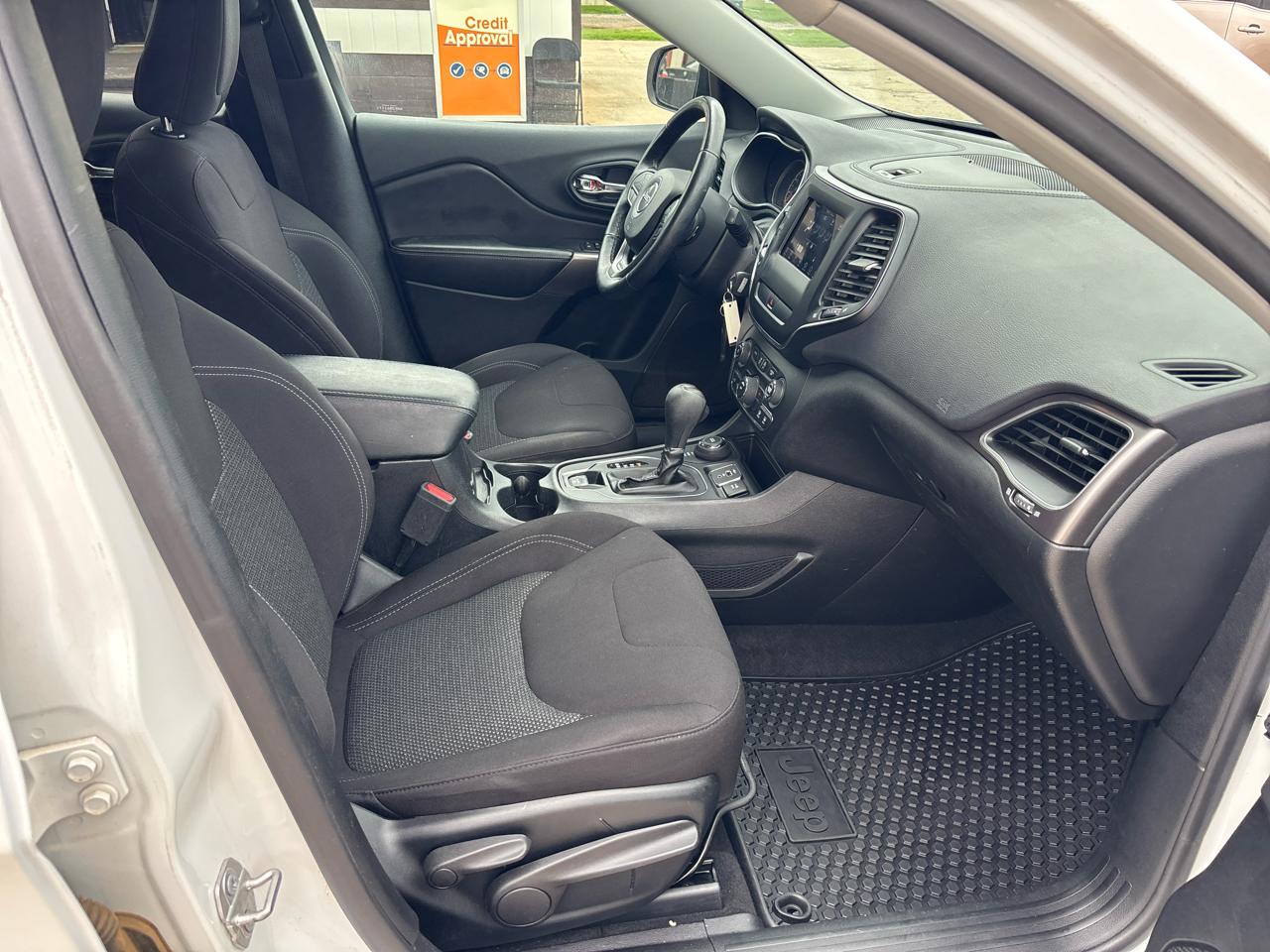 Jeep Cherokee Latitude 4WD 2019