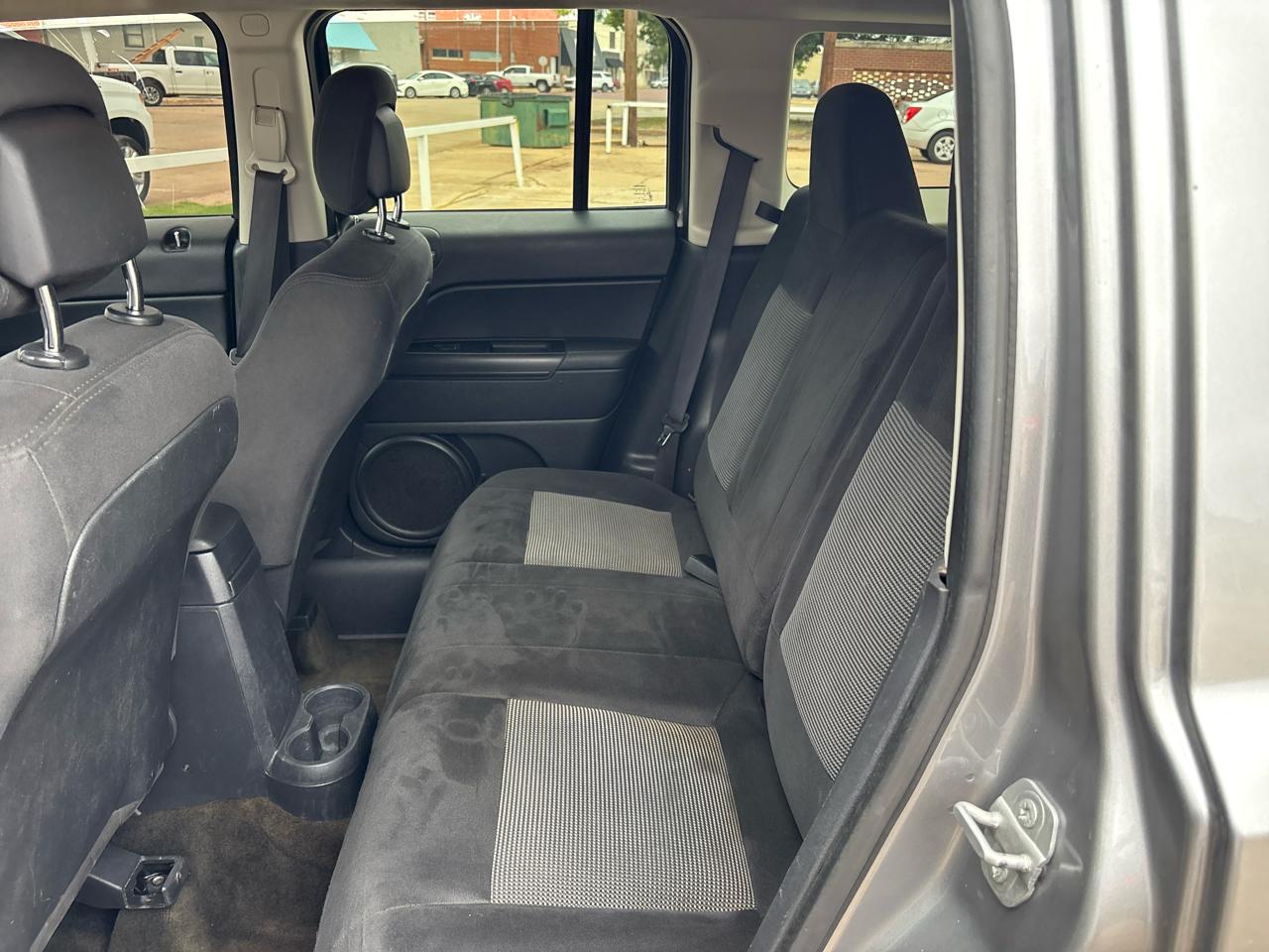 Jeep Patriot Latitude 2WD 2016