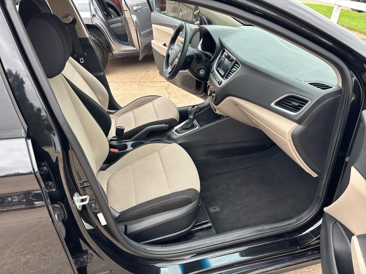 Hyundai Accent SE 4-Door 6A 2019