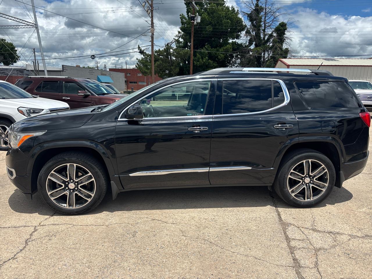 GMC Acadia Denali AWD 2017
