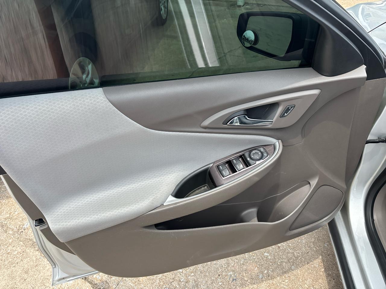 Chevrolet Malibu 4dr Sdn LS 2019