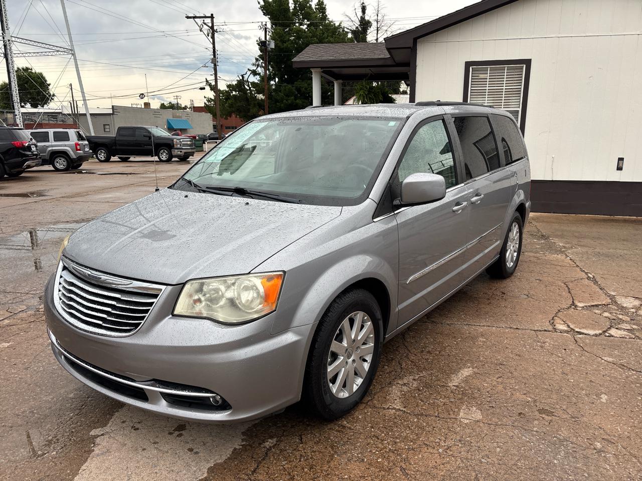 Chrysler Town & Country Touring 2013