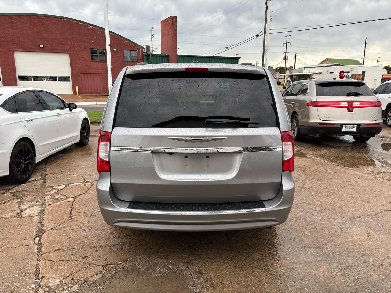 Chrysler Town & Country Touring 2013