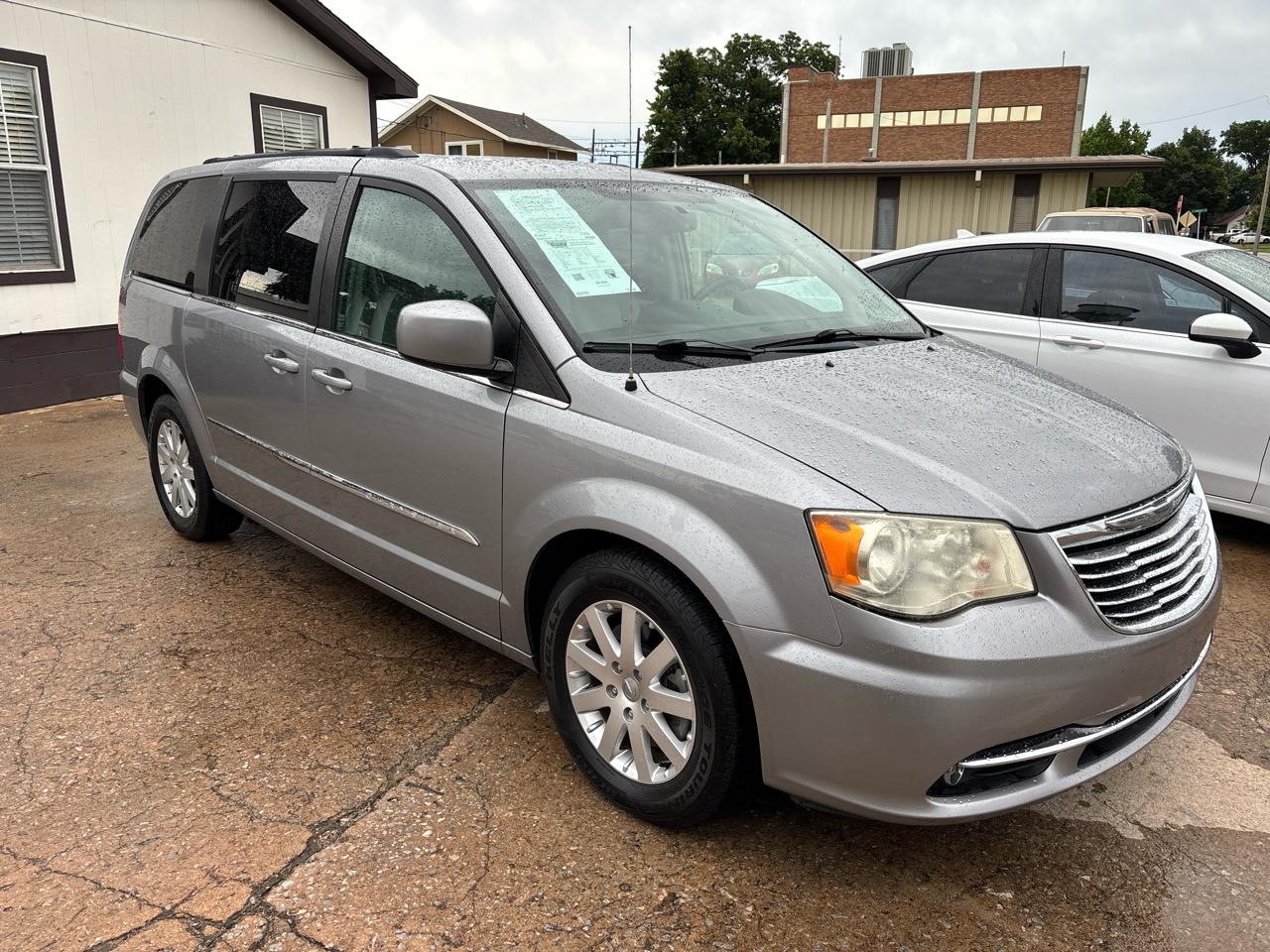 Chrysler Town & Country Touring 2013
