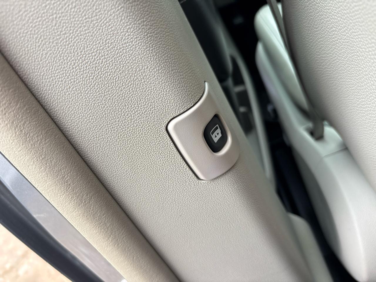 Chrysler Town & Country Touring 2013