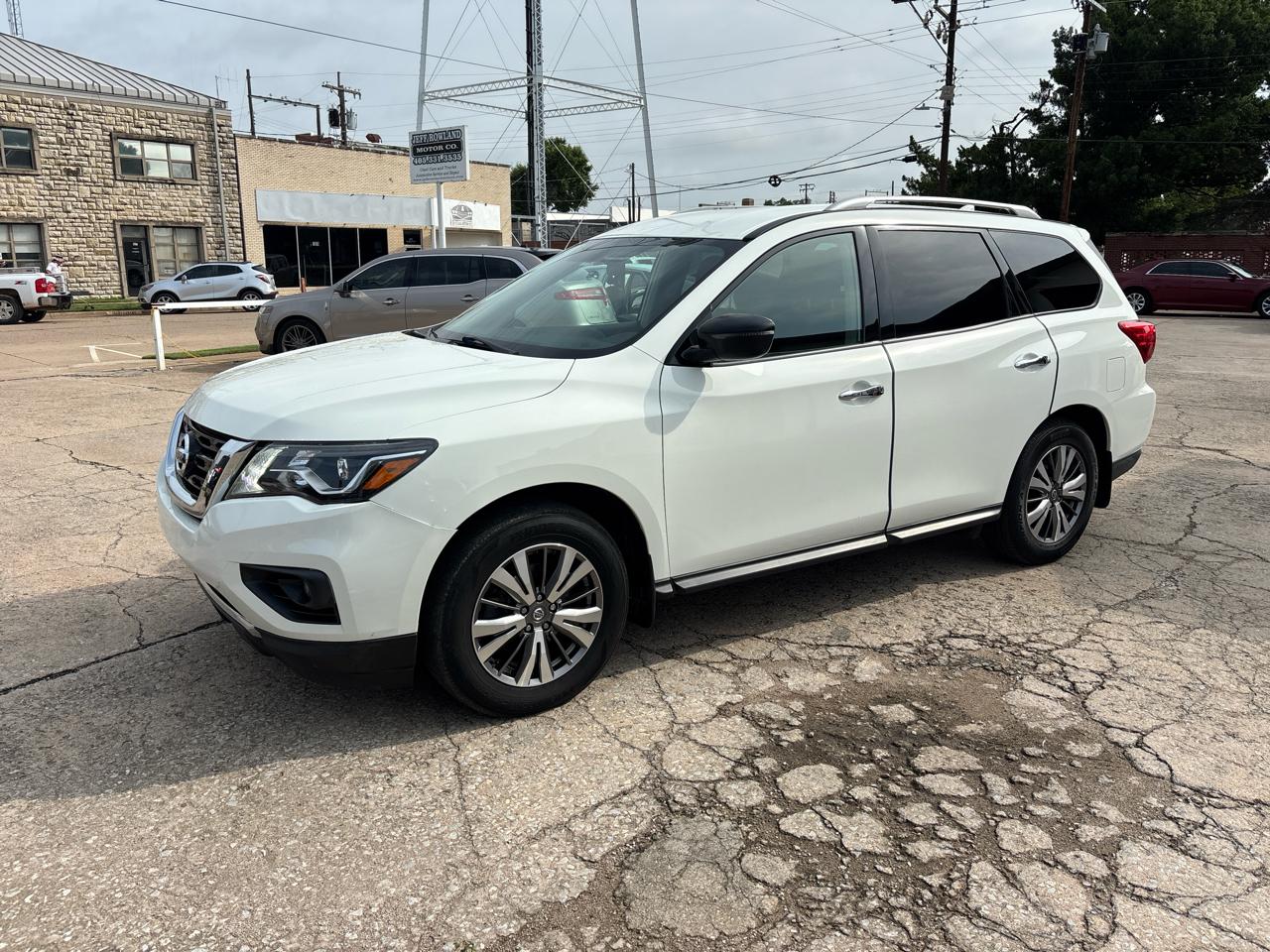 Nissan Pathfinder SV 2019